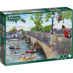 Falcon Looking Across the River 500 Bitar