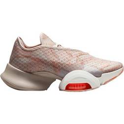 NIKE Air Zoom SuperRep 2 W - Desert Sand/Summit White/Crimson Bliss/Metallic Copper