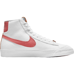 NIKE Blazer Mid '77 SE W - White/Light Sienna