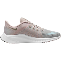 Nike Quest 4 Premium W - Grey Fog/Barely Rose/Pale Coral/Metallic Pewter