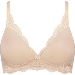 Triumph Amourette Charm Padded Bra - Creamy Dream