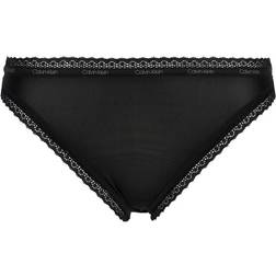 Calvin Klein Bottoms Up - Refresh