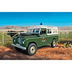 Italeri Land Rover 109 Guardia Civil 1:35