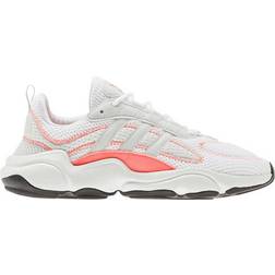 adidas Haiwee W - Footwear White/Off White/Signal Coral