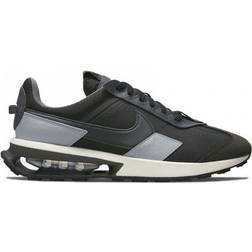 NIKE Air Max Pre-Day W - Black/Metallic Silver/White