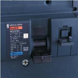 Schneider Electric Schneider Electric Maksimalafbryder NG125N 4 polet 125A 18662