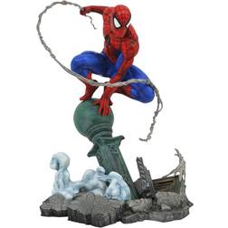 Diamond Select Marvel Gallery PVC Statue Spider-Man On Lampost