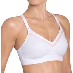 Triumph Free Motion Non-Underwired Sports Bra