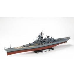 Tamiya 1/350 U.S. Battleship BB-63 Missouri (1991)