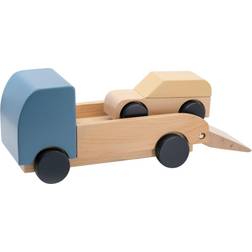 Sebra autotransporter med bil