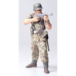 Tamiya WWII German Infantryman 36303