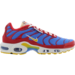 NIKE Air Max Plus SE M - University Red//PollenLight Photo Blue/Sail