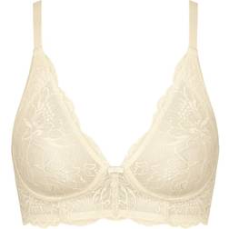 Triumph Amourette Charm Non Wired Bra - Creamy Dream