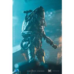 AVP 2 Unmasked Wolf Predator 1:18 Scale Figure Previews Exclusive