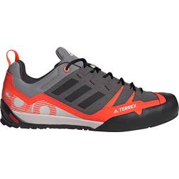 Adidas Terrex Swift Solo Approach W - Grey Five/Core Black/Solar Red