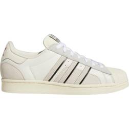 adidas Superstar M - Cloud White/Aluminium/Vivid Red