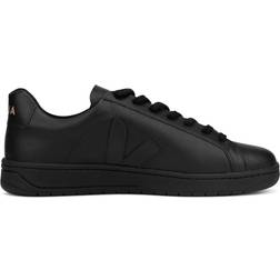 Veja Urca CWL W - Full Black