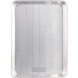 Nordic Ware Prism High-Sided Sheet Pan 45.72x33.02 cm