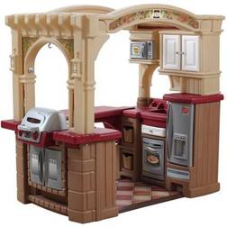 Step2 Lekkök Grand Walk-In Kitchen & Grill