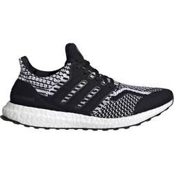 adidas UltraBOOST 5.0 DNA W - Black/White