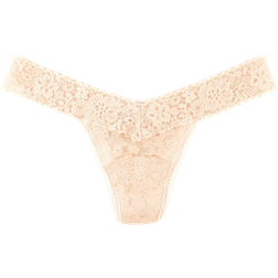 Hanky Panky Daily Lace Low Rise Thong - Vanilla