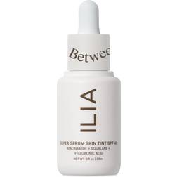 ILIA Super Serum Skin Tint SPF40 ST2.5 Sombrio