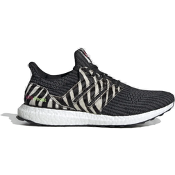 Adidas UltraBOOst DNA Zebra - Core Black/Cloud White/Shock Pink