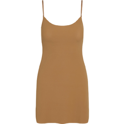 Commando Classic Mini Cami Slip - Caramel