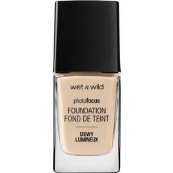 Wet N Wild Photo Focus Dewy Foundation Nude Ivory