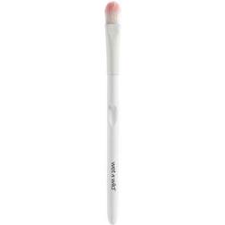 Wet N Wild Stor Ögonskuggsborste med Rundade Borst och Ergonomiskt Handtag - Blending