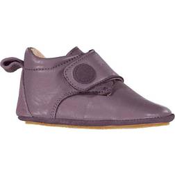 Wheat Dakota Leather Indoor Shoe - Berry