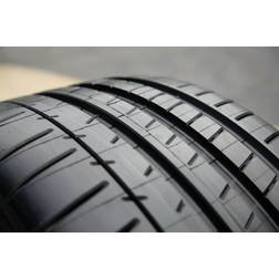 Michelin Pilot Super Sport Passenger Tire, 245/40ZR20XL, 04032