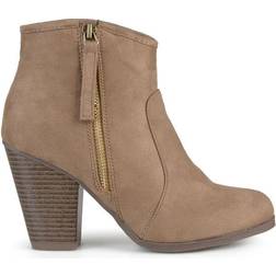 Journee Collection Link Standard - Taupe