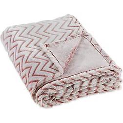 Design Imports Chevron Plush Blankets Red (152.4x127)