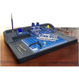 Revell Work Station