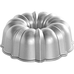 Nordic Ware Classic Bundt Cake Pan 26.416 cm