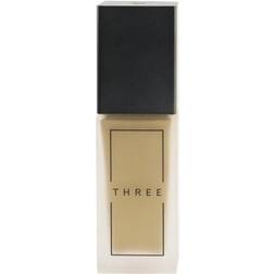 Three Advanced Ethereal Smooth Operator Fluid Foundation Spf40 204