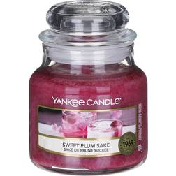 Yankee Candle Sweet Plum Sake Doftljus 104g