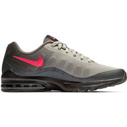 NIKE Air Max Invigor M - Grey/Red