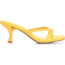 Journee Collection Tallie - Yellow