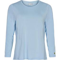 IN FRONT Nina T-shirt - Sky Blue