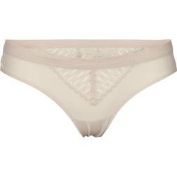 Triumph Women's Aura Spotlight Brazilian Brief, Creamy Dream