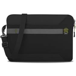 STM Blazer Sleeve (Macbook Pro 15/16) Svart