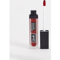 Sleek Makeup Matte Me XXL Left On Red