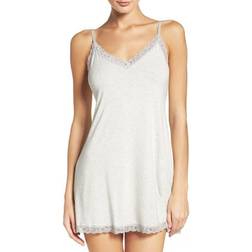 Natori Feathers Essential Chemise