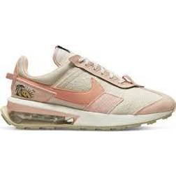 Nike Air Max Pre-Day SE W - Light Orewood Brown/Arctic Orange/Sail/Light Madder Root