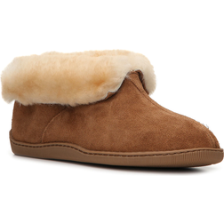 Minnetonka Men's Sheepskin Ankle Slippers