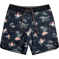 Quiksilver Men's SurfSilk Scallop 19" Boardshorts