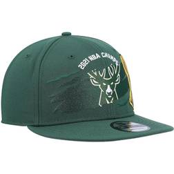 New Era Milwaukee Bucks 2021 Nba Finals Champions Tear On The Court 9Fifty Snapback Hat Men - Hunter Green