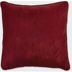 Brielle Home European Pillow Case Red (66.04x66.04)